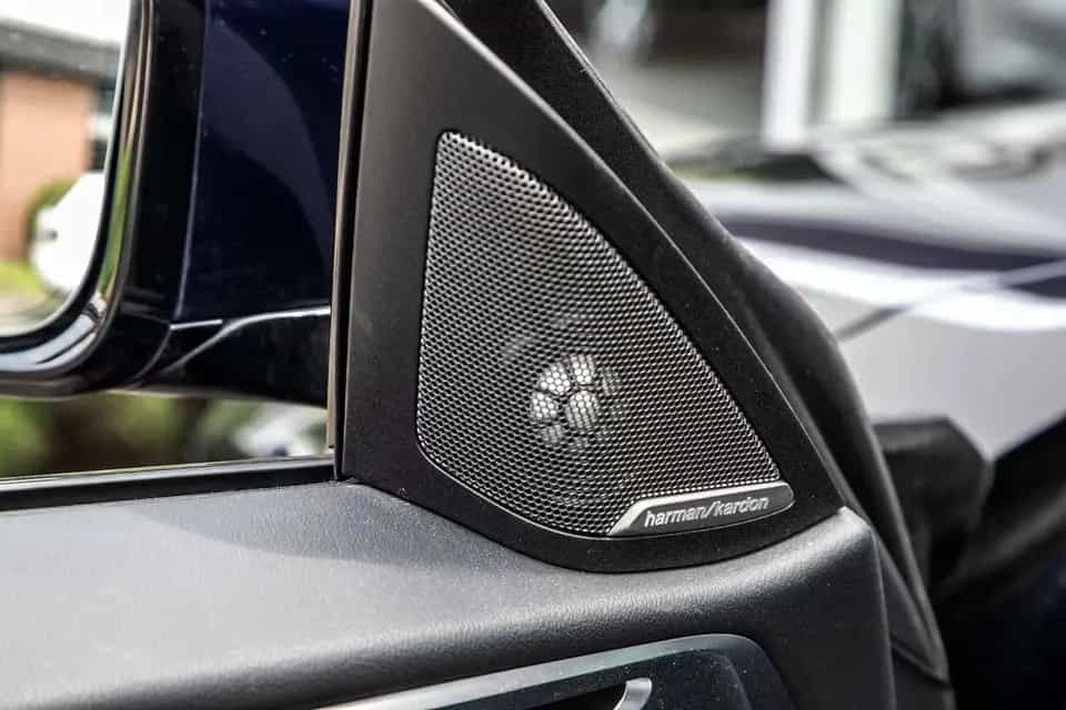 ALPINA B4 3.0 Allrad Navi Glasdach HUD h/k Laser RfKam. 08/2023-photo-12