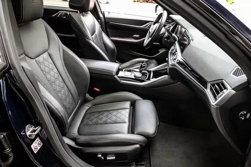 ALPINA B4 3.0 Allrad Navi Glasdach HUD h/k Laser RfKam. 08/2023-photo-2