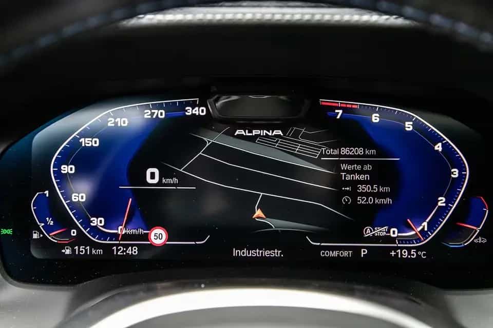 ALPINA B4 3.0 Allrad Navi Glasdach HUD h/k Laser RfKam. 08/2023-photo-6