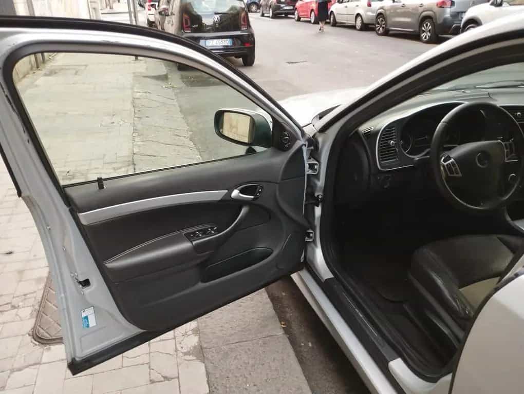 Saab 9-3 SportHatch 1.9 TiD DPF Vector 08/2008-photo-10