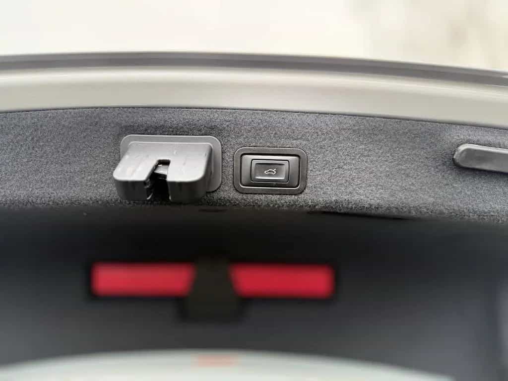 Audi A6 / 45 TDI / quattro / KeylessGo / Matrix 01/2015-photo-29
