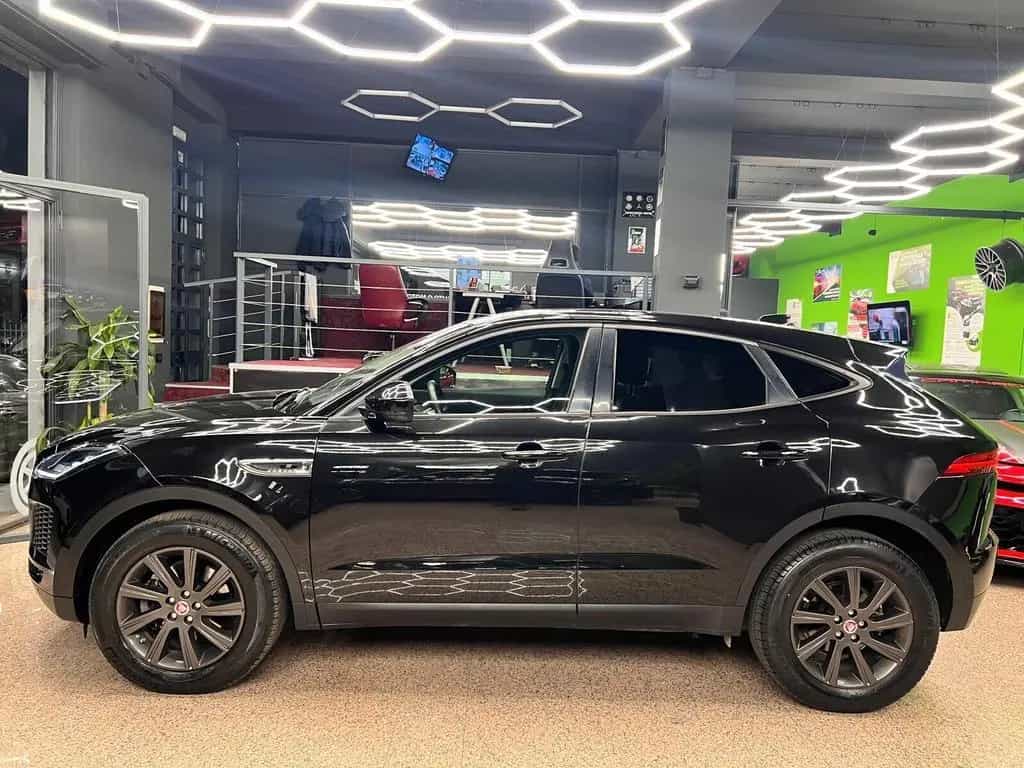Jaguar E-Pace 2.0D 150 CV AWD aut. R-Dynamic S 07/2019-photo-4