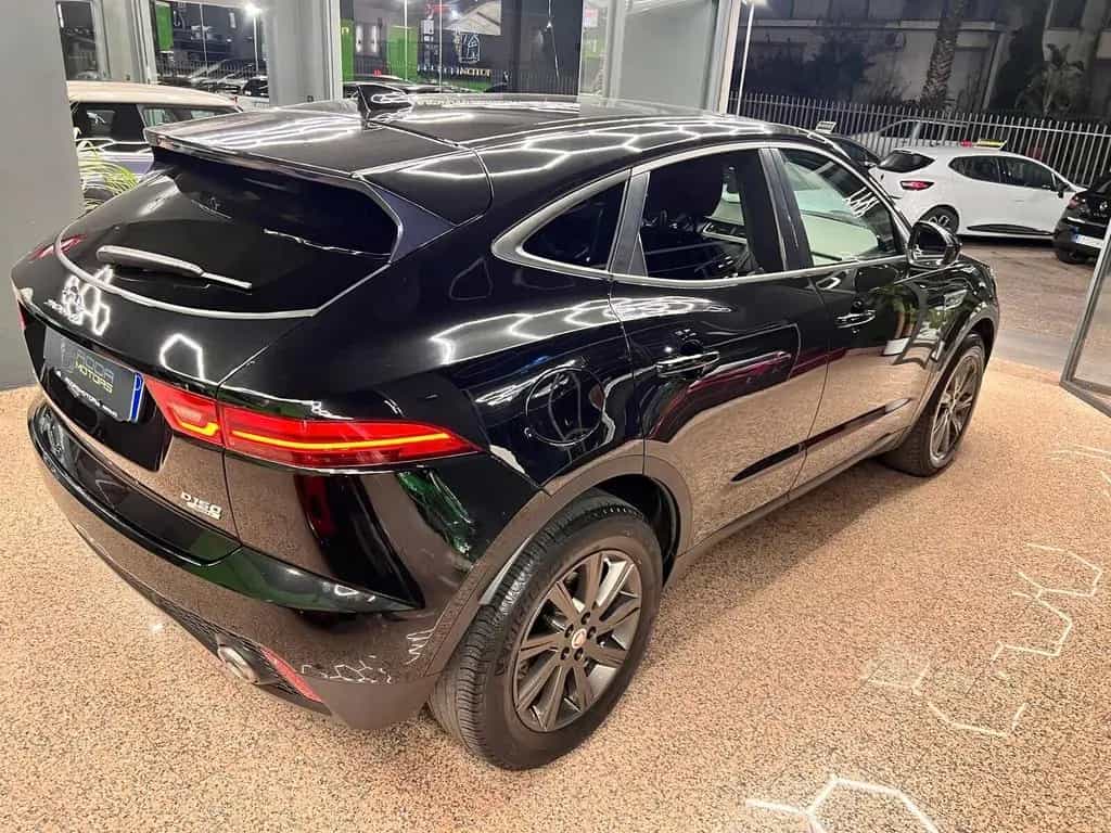 Jaguar E-Pace 2.0D 150 CV AWD aut. R-Dynamic S 07/2019-photo-8