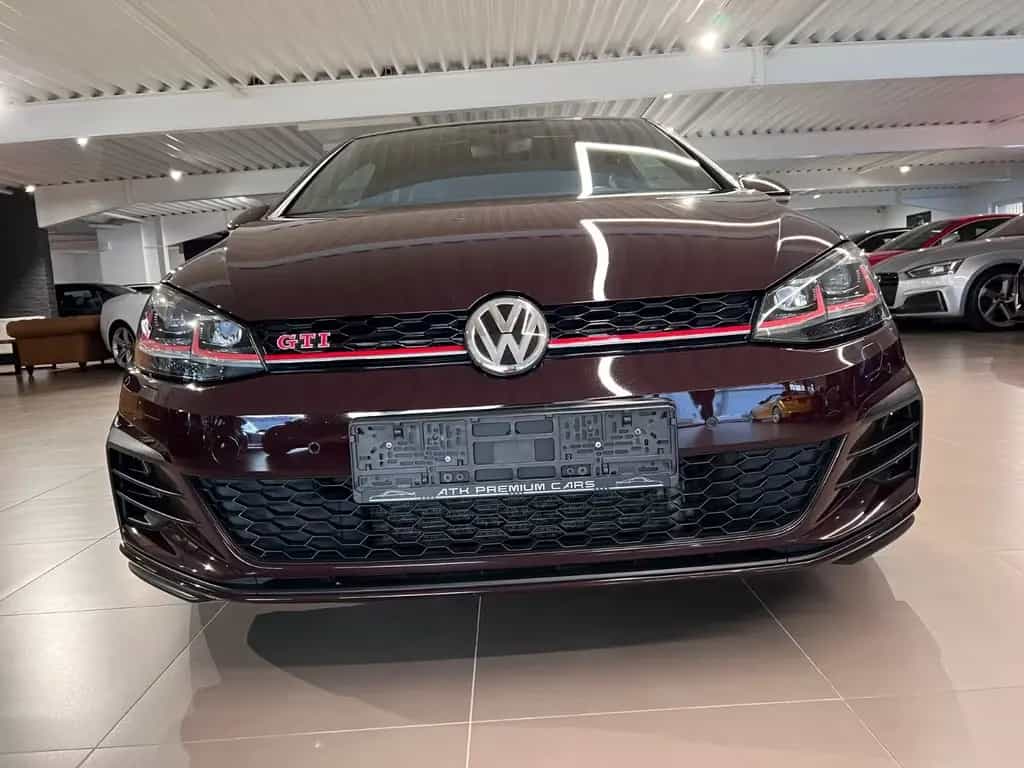 Volkswagen Golf 2.0 TSI DSG GTI Performance AHK PANO LEDER 07/2018-photo-10