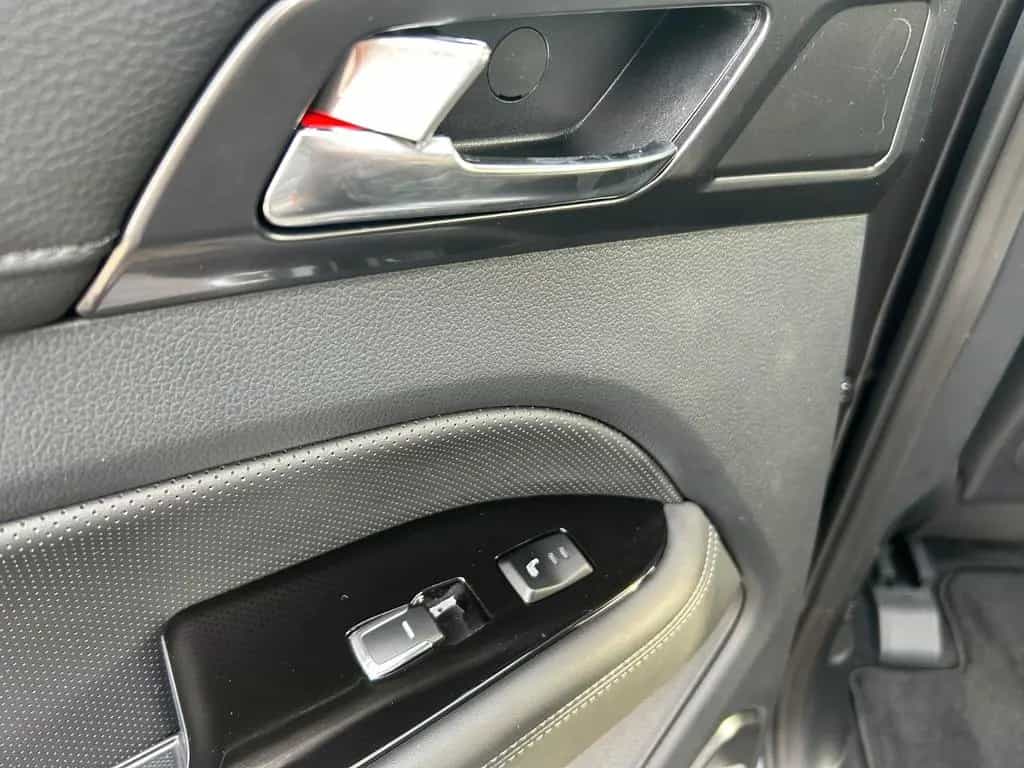 KGM Rexton Lux 2.2l 8 A/T AWD Wildleder AHZ Trittbre 01/2026-photo-37