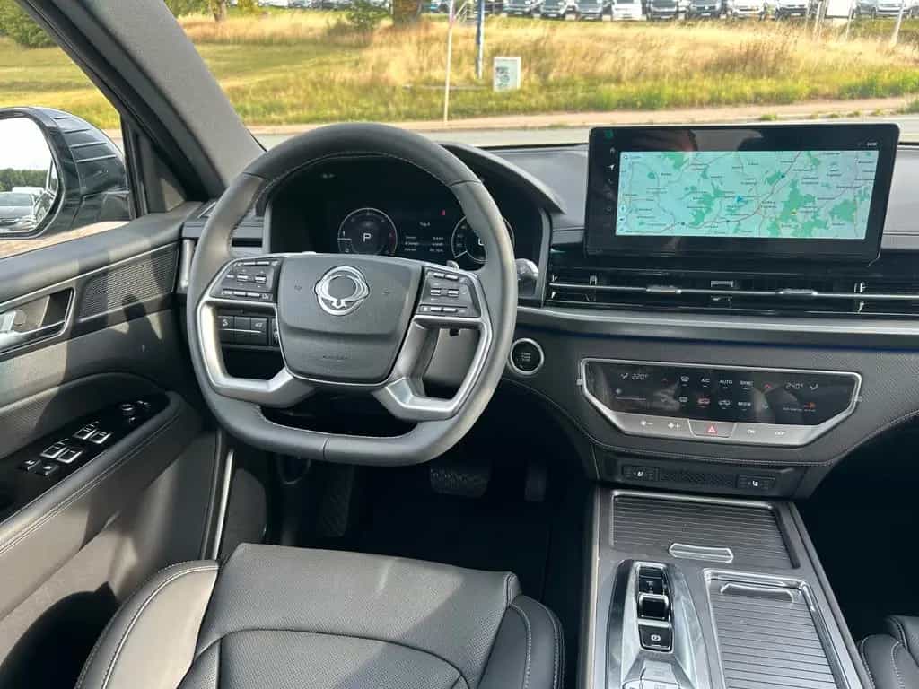 KGM Rexton Lux 2.2l 8 A/T AWD Wildleder AHZ Trittbre 01/2026-photo-41