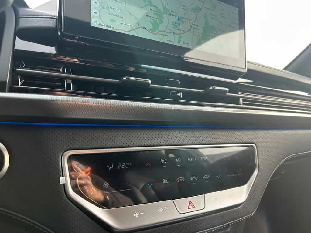 KGM Rexton Lux 2.2l 8 A/T AWD Wildleder AHZ Trittbre 01/2026-photo-44