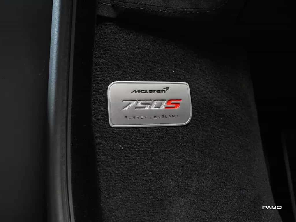 McLaren 750S | 360 Camera, Lift 06/2024-photo-17