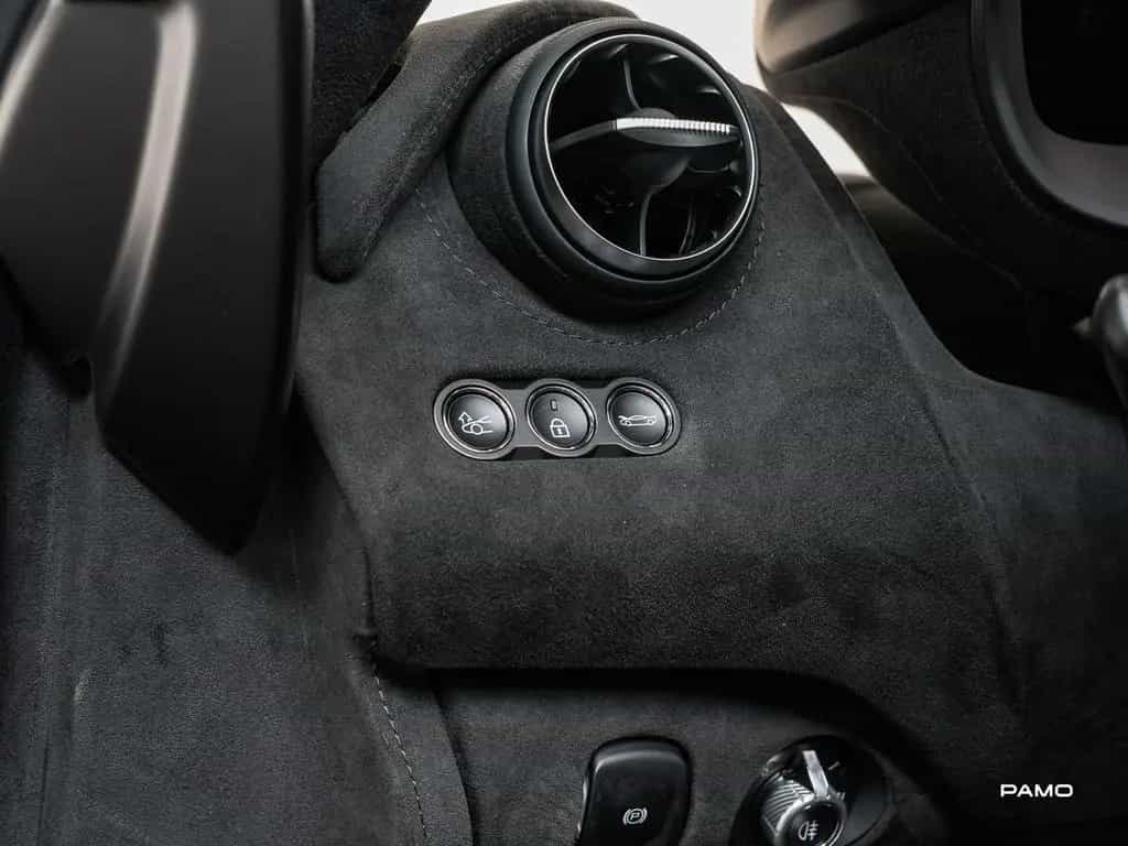 McLaren 750S | 360 Camera, Lift 06/2024-photo-20