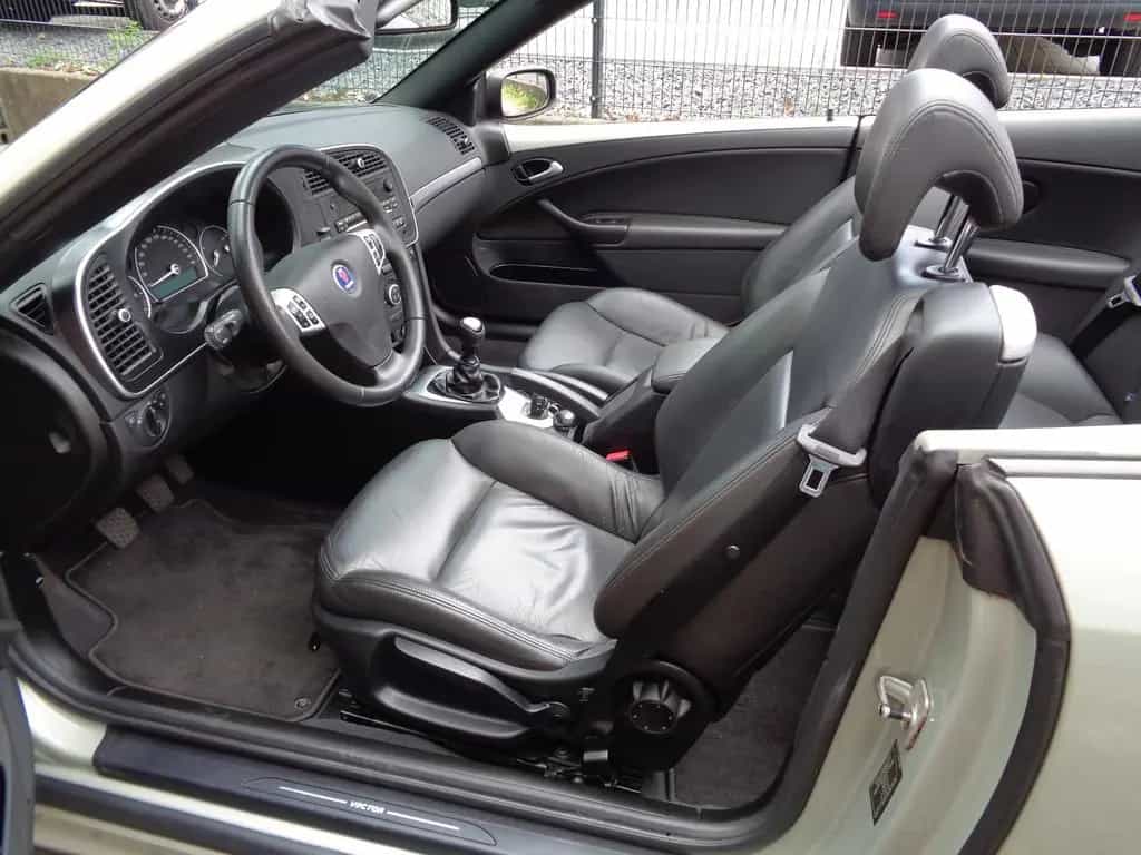 Saab 9-3 1.8 t Vector, Leder, PDC, 1.Hand 08/2009-photo-8
