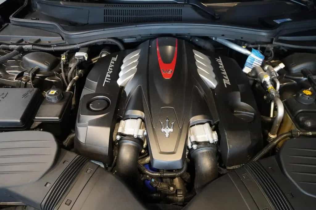 Maserati Quattroporte 3.8 V8 GTS - 1HD-U-Frei-BRD-FZG-Top 06/2015-photo-20