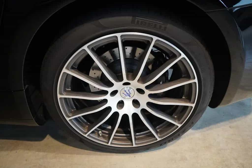 Maserati Quattroporte 3.8 V8 GTS - 1HD-U-Frei-BRD-FZG-Top 06/2015-photo-21