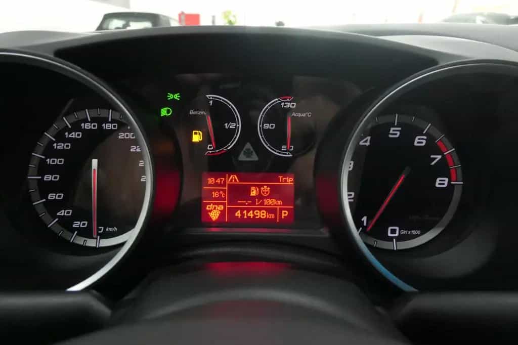 Alfa Romeo Giulietta Quadrifoglio Verde Aut. /Unfallfrei ! 12/2015-photo-12