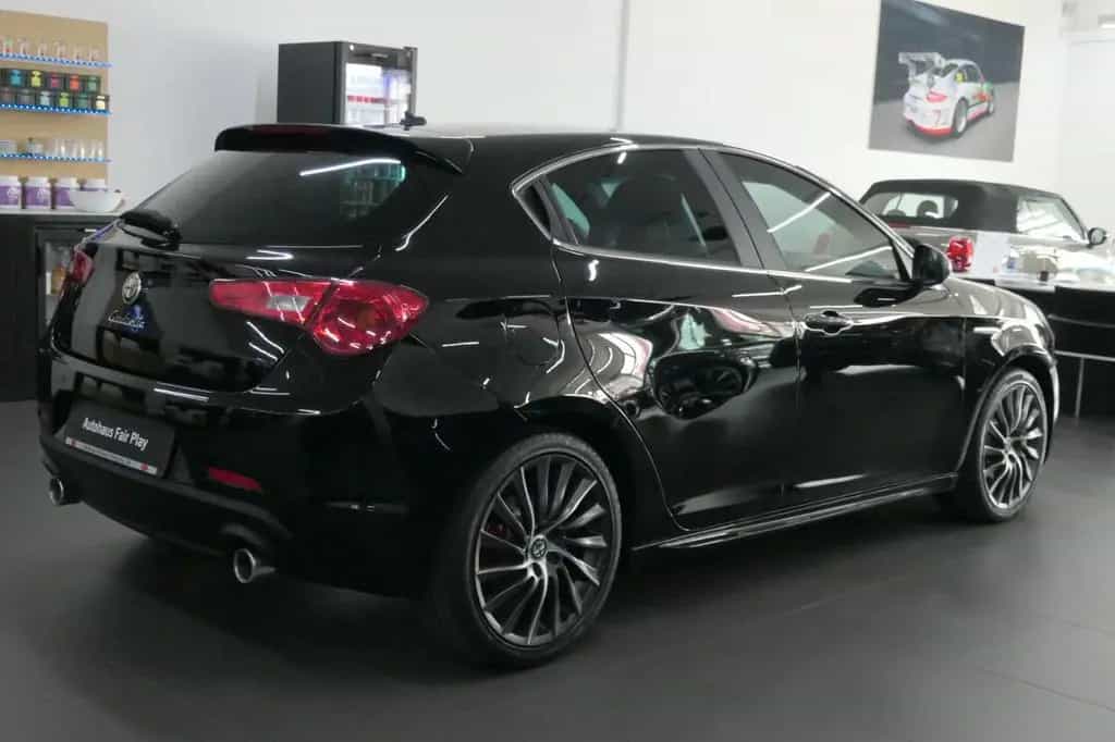 Alfa Romeo Giulietta Quadrifoglio Verde Aut. /Unfallfrei ! 12/2015-photo-4