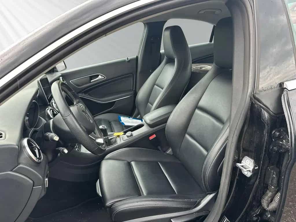 Mercedes-Benz CLA-Class -Klasse CLA 200 12/2018-photo-10