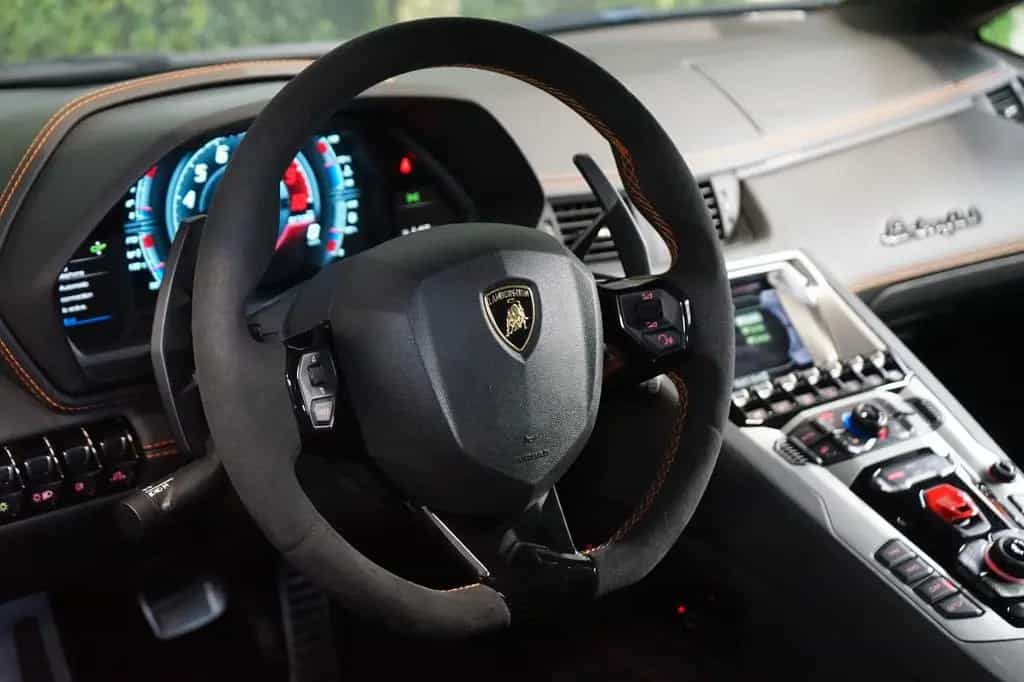 Lamborghini Aventador S*SENSONUM*KAMERA*LIFT*308.182€ NETTO 09/2018-photo-20