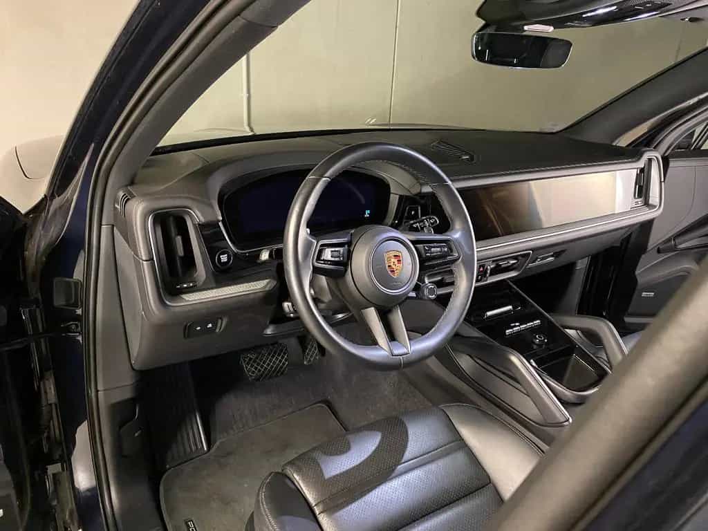 Porsche Cayenne | AHK | HD-Matrix LED | Luftfederung | 05/2024-photo-10