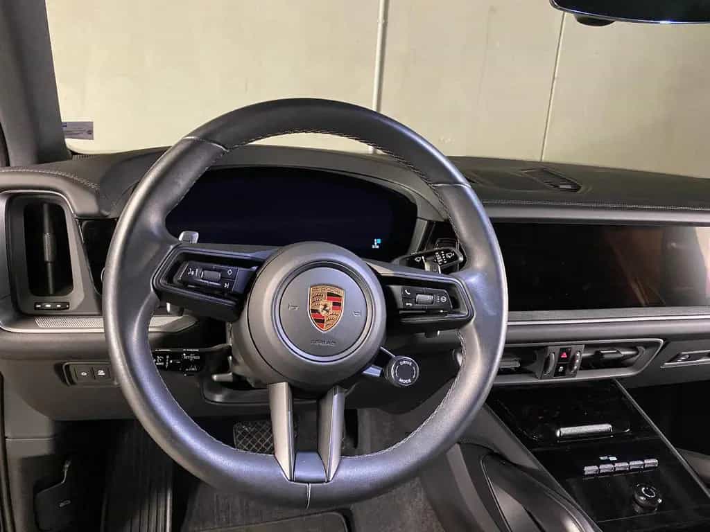 Porsche Cayenne | AHK | HD-Matrix LED | Luftfederung | 05/2024-photo-12