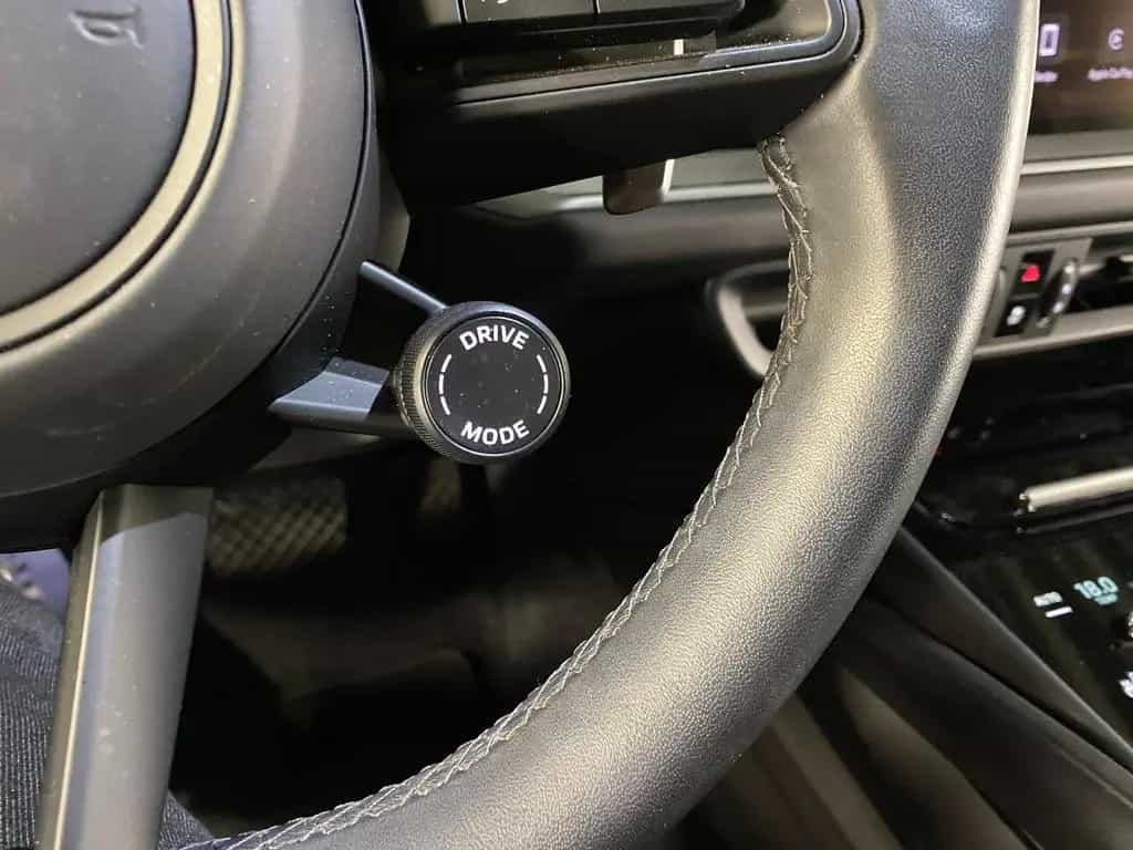 Porsche Cayenne | AHK | HD-Matrix LED | Luftfederung | 05/2024-photo-14