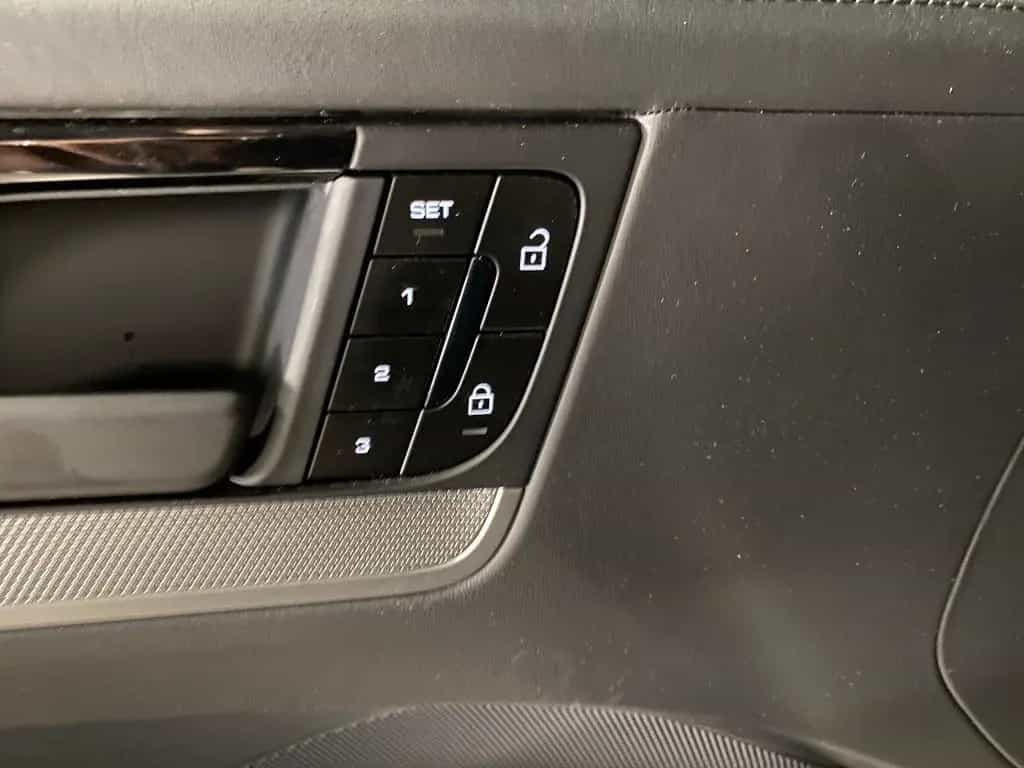 Porsche Cayenne | AHK | HD-Matrix LED | Luftfederung | 05/2024-photo-20