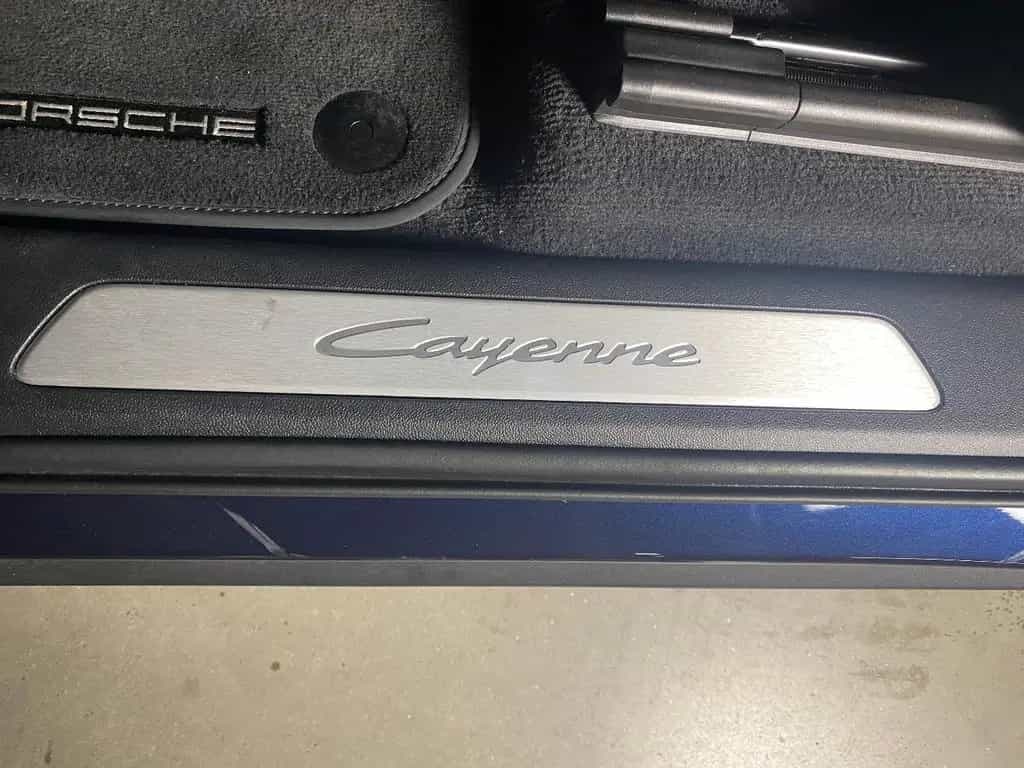Porsche Cayenne | AHK | HD-Matrix LED | Luftfederung | 05/2024-photo-9