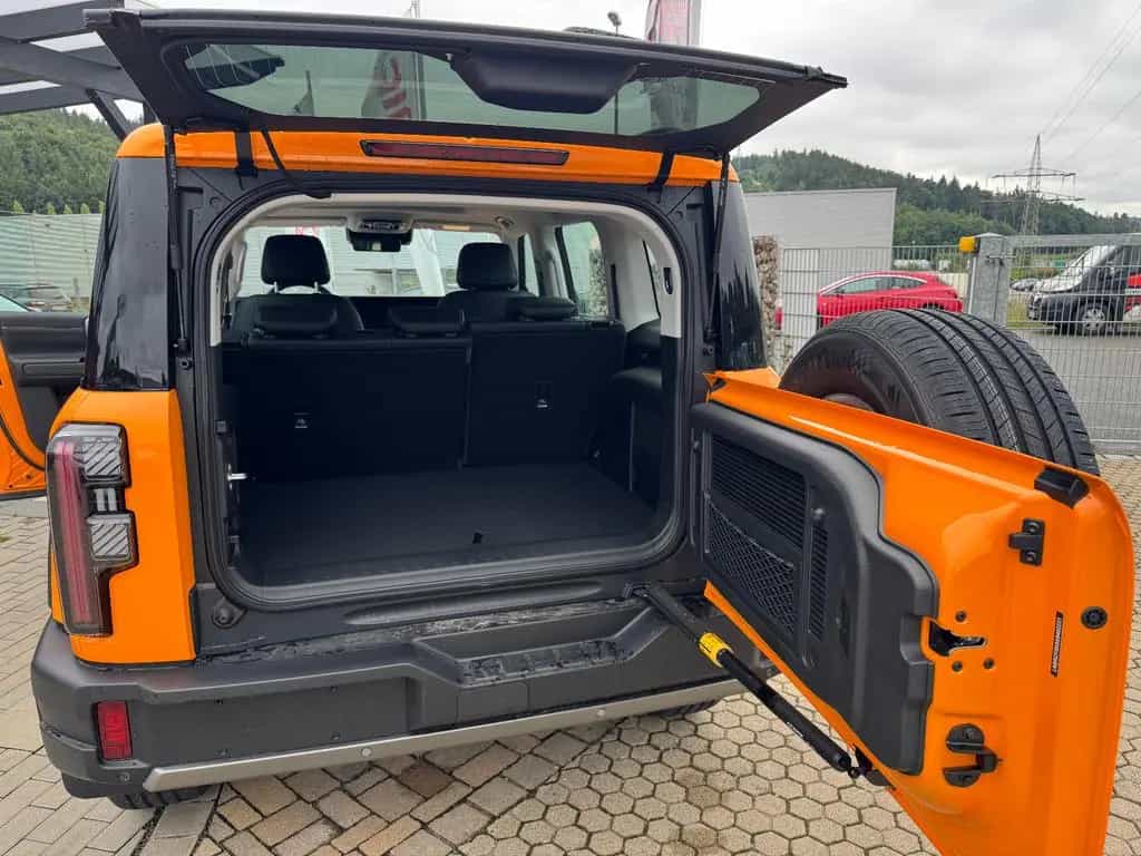 BAIC BJ40 2.0T 4WD 8 Gang AT Pano/Sitzhzg und Belüft. null-photo-18