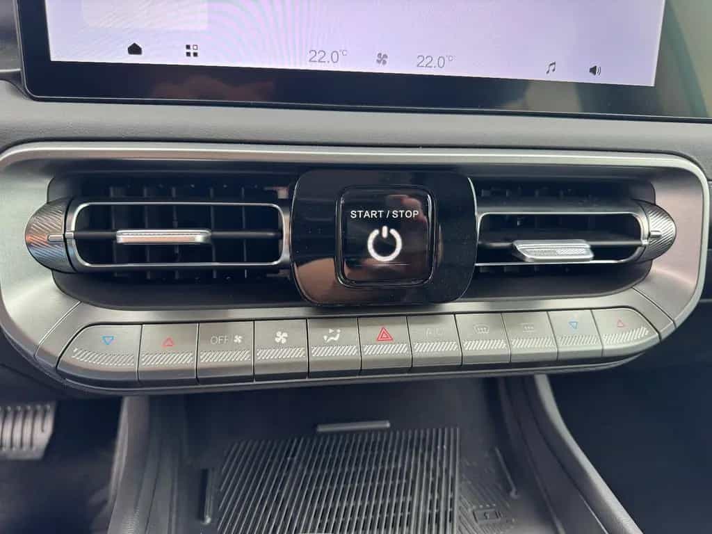 BAIC BJ40 2.0T 4WD 8 Gang AT Pano/Sitzhzg und Belüft. null-photo-24