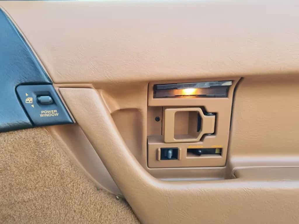 Chevrolet Other Corvette C4 04/1990-photo-17