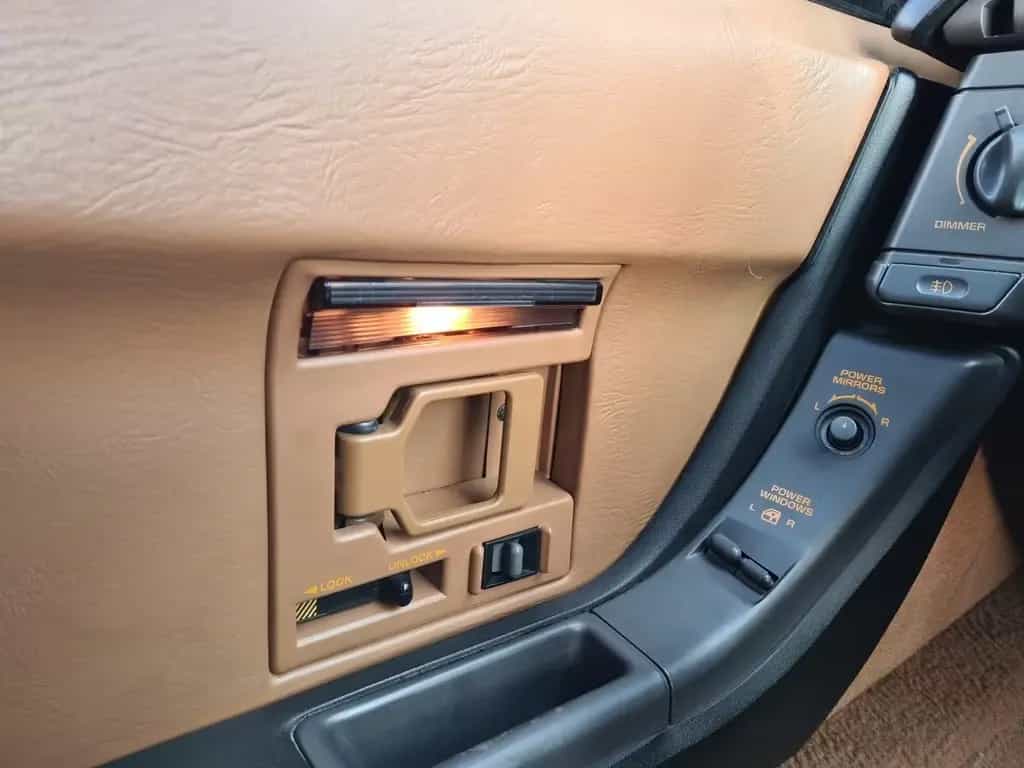 Chevrolet Other Corvette C4 04/1990-photo-18