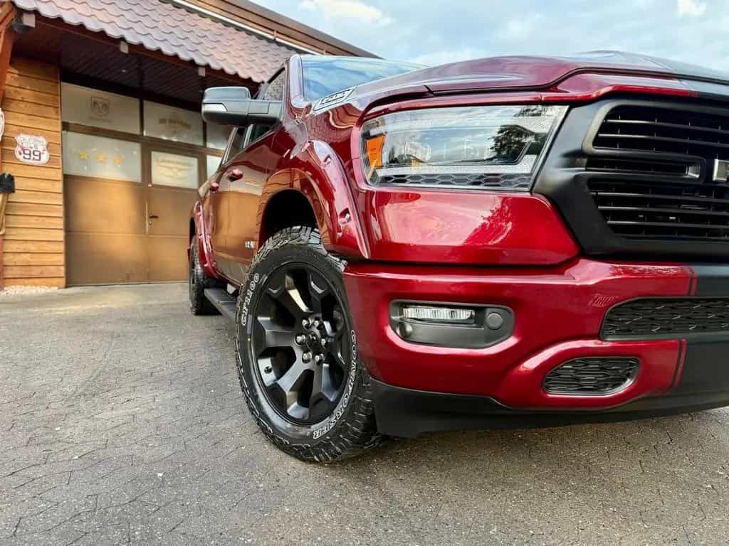Dodge RAM 5.7*4X4*OFFROAD*LIFT*AHK*NAVI*GARANTIE*ABDECKUNG 12/2021-photo-14