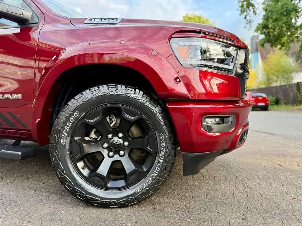 Dodge RAM 5.7*4X4*OFFROAD*LIFT*AHK*NAVI*GARANTIE*ABDECKUNG 12/2021-photo-15