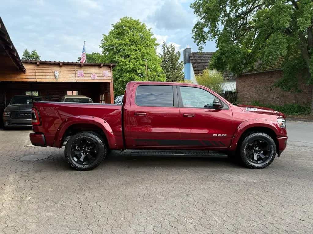 Dodge RAM 5.7*4X4*OFFROAD*LIFT*AHK*NAVI*GARANTIE*ABDECKUNG 12/2021-photo-16