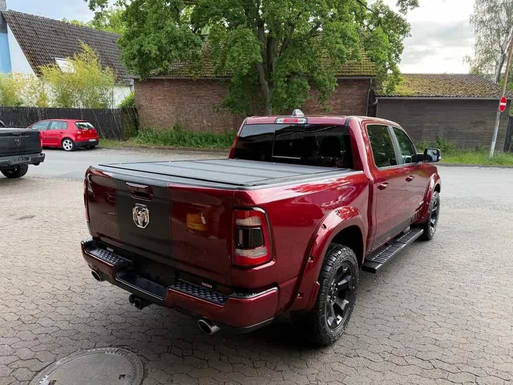 Dodge RAM 5.7*4X4*OFFROAD*LIFT*AHK*NAVI*GARANTIE*ABDECKUNG 12/2021-photo-18