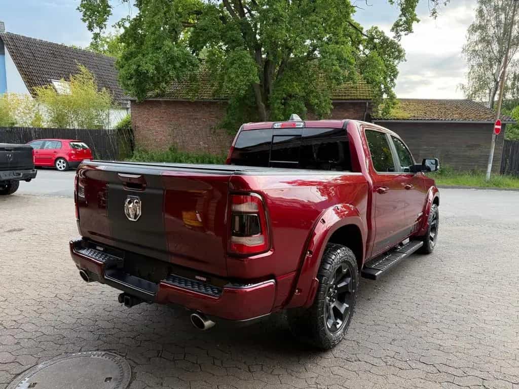 Dodge RAM 5.7*4X4*OFFROAD*LIFT*AHK*NAVI*GARANTIE*ABDECKUNG 12/2021-photo-19