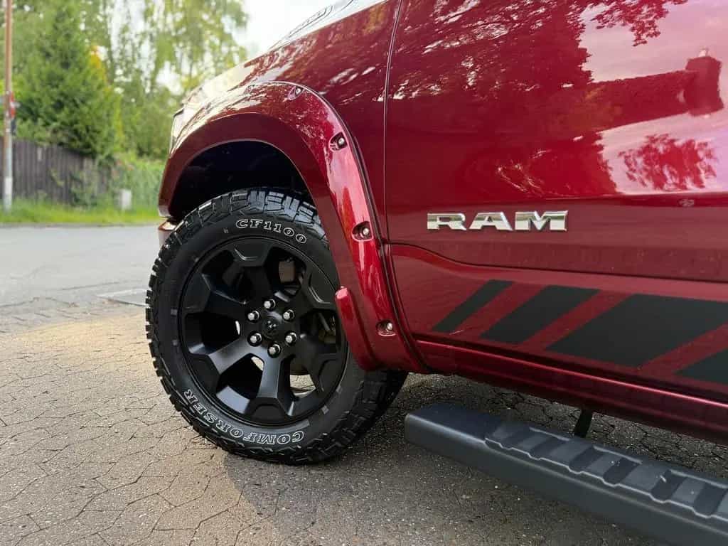 Dodge RAM 5.7*4X4*OFFROAD*LIFT*AHK*NAVI*GARANTIE*ABDECKUNG 12/2021-photo-23