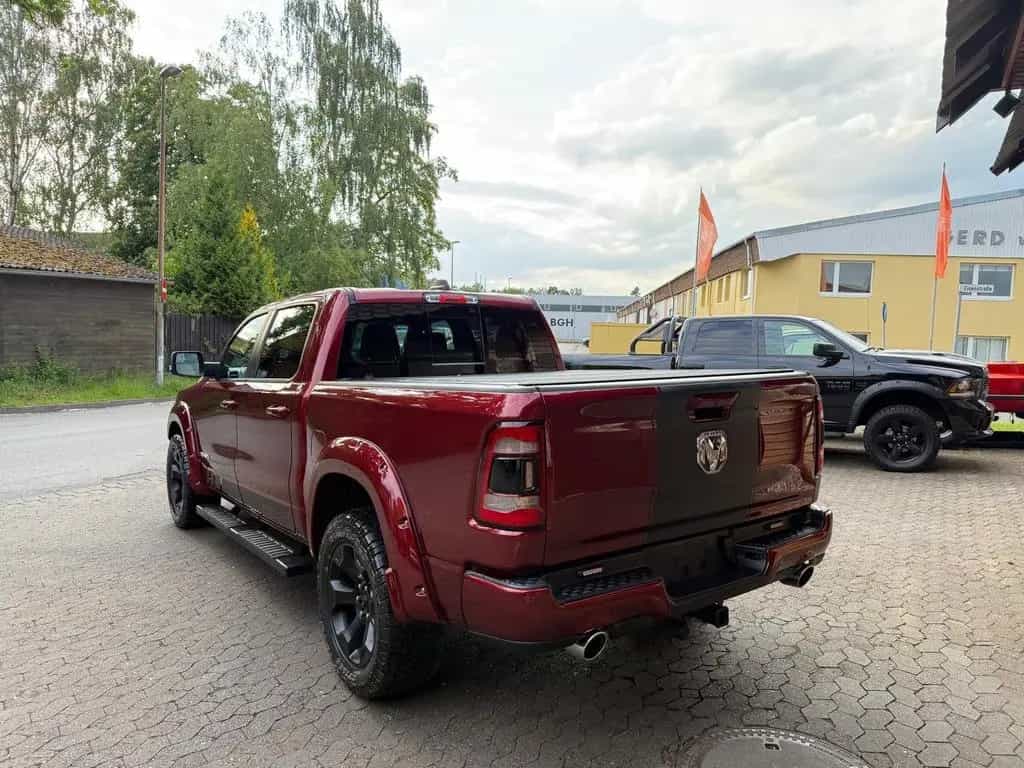 Dodge RAM 5.7*4X4*OFFROAD*LIFT*AHK*NAVI*GARANTIE*ABDECKUNG 12/2021-photo-26