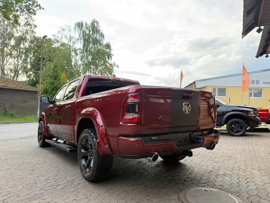 Dodge RAM 5.7*4X4*OFFROAD*LIFT*AHK*NAVI*GARANTIE*ABDECKUNG 12/2021-photo-27