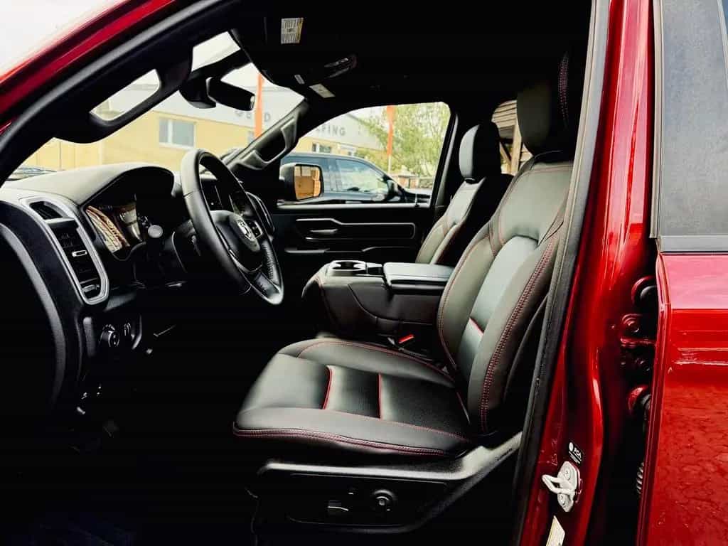Dodge RAM 5.7*4X4*OFFROAD*LIFT*AHK*NAVI*GARANTIE*ABDECKUNG 12/2021-photo-32
