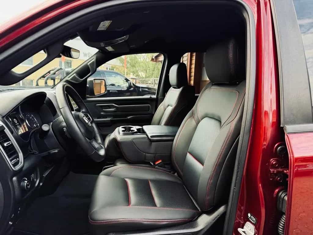 Dodge RAM 5.7*4X4*OFFROAD*LIFT*AHK*NAVI*GARANTIE*ABDECKUNG 12/2021-photo-33