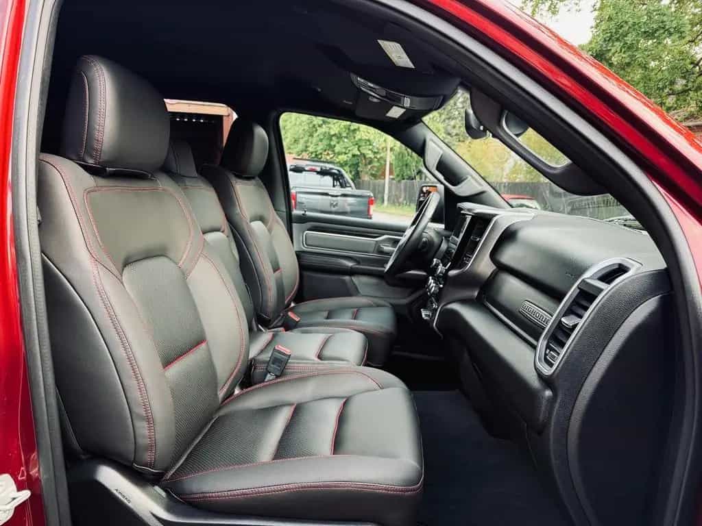 Dodge RAM 5.7*4X4*OFFROAD*LIFT*AHK*NAVI*GARANTIE*ABDECKUNG 12/2021-photo-41