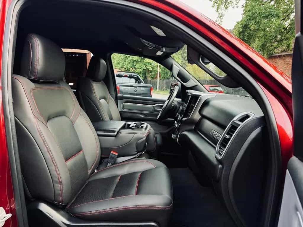 Dodge RAM 5.7*4X4*OFFROAD*LIFT*AHK*NAVI*GARANTIE*ABDECKUNG 12/2021-photo-43
