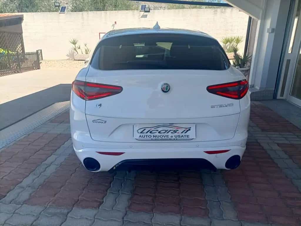 Alfa Romeo Stelvio 2.2 Turbodiesel 210 CV AT8 Q4 05/2022-photo-7
