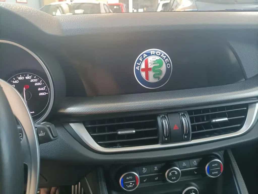Alfa Romeo Stelvio 2.2 Turbodiesel 210 CV AT8 Q4 05/2022-photo-4
