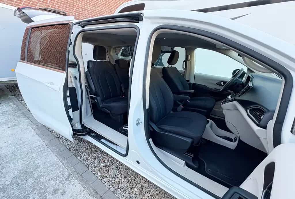 Chrysler Pacifica L 3.6 Automatik 8-Sitzer Kamera Anhänge 10/2017-photo-10