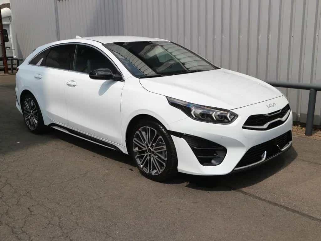 Kia ProCeed 1.5 T-GDI DCT7 OPF GT LINE (CD) 01/2025-photo-1