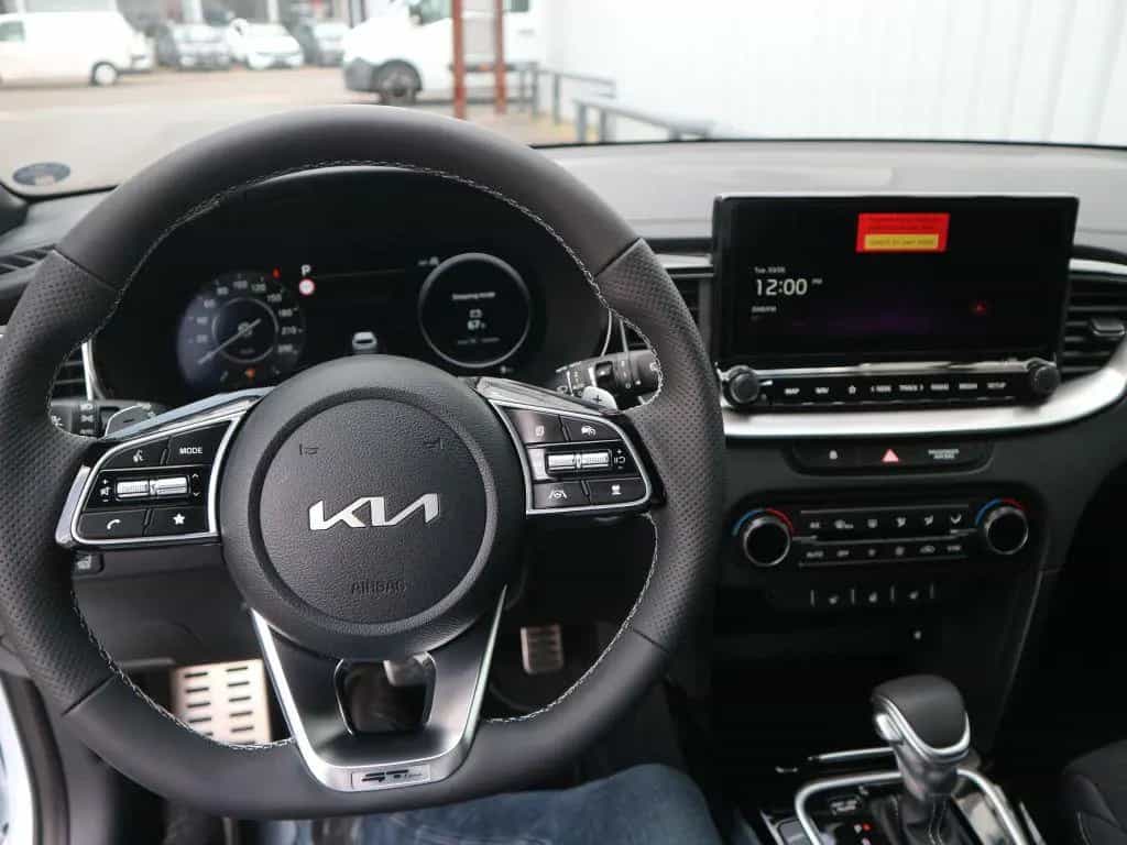 Kia ProCeed 1.5 T-GDI DCT7 OPF GT LINE (CD) 01/2025-photo-11