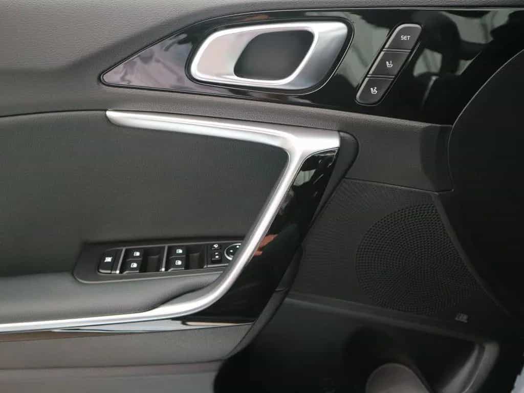 Kia ProCeed 1.5 T-GDI DCT7 OPF GT LINE (CD) 01/2025-photo-17