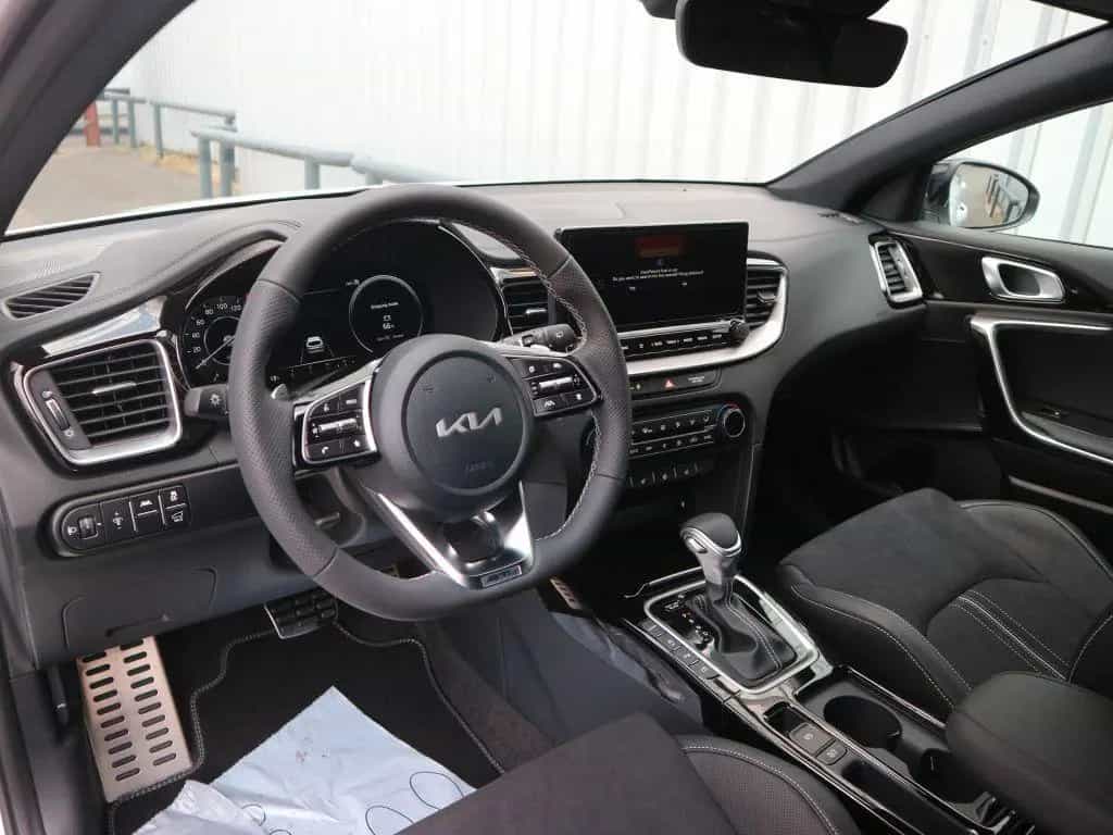 Kia ProCeed 1.5 T-GDI DCT7 OPF GT LINE (CD) 01/2025-photo-8