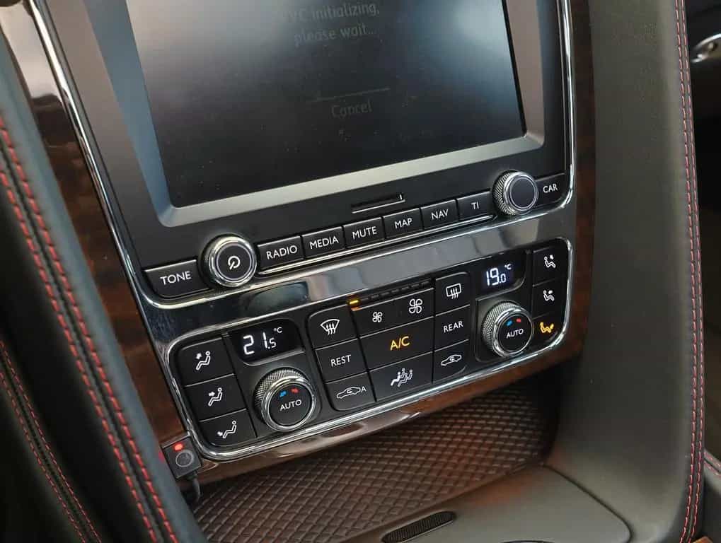 Bentley Flying Spur 6.0 W12 Autom. 12/2013-photo-19