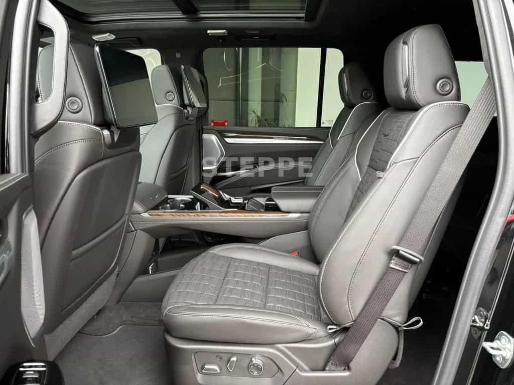Cadillac Escalade FACELIFT MY26 6.2 V8 ESV Sport Platinum null-photo-9
